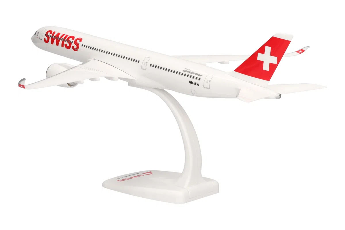 Herpa modello di aereo Swiss International Air Lines Airbus A350-900, in scala 1:200 - Snap-Fit, pezzo da collezione, miniatura deco, statuetta con supporto in plastica