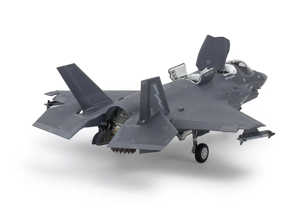 TAMIYA 60793 1:72 F-35B Lightning II – riproduzione fedele all'originale, kit di costruzione in plastica, fai da te, modellini, assemblaggio, non verniciato