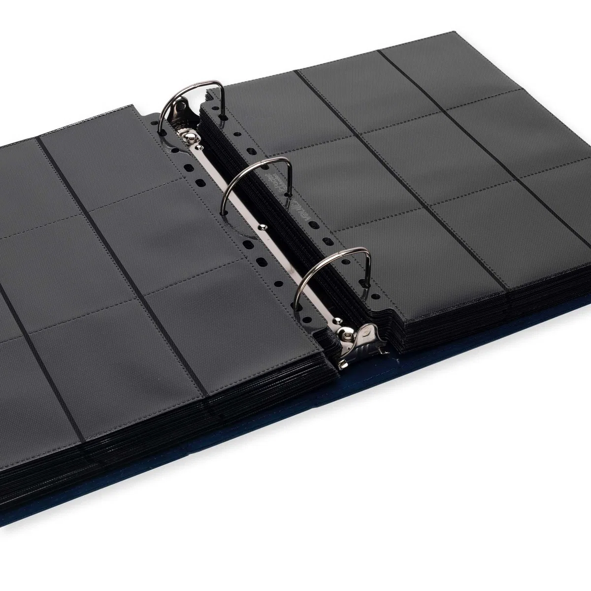 Vault X Raccoglitore a 3 Anelli per Carte da Collezione, Compatibile con Pagine a 9 Tasche, 900 Carte, Materiale Exo-Tec, Apertura Facile, Raccoglitore con Clip ad Anello D, TCG (Blu, Grande)