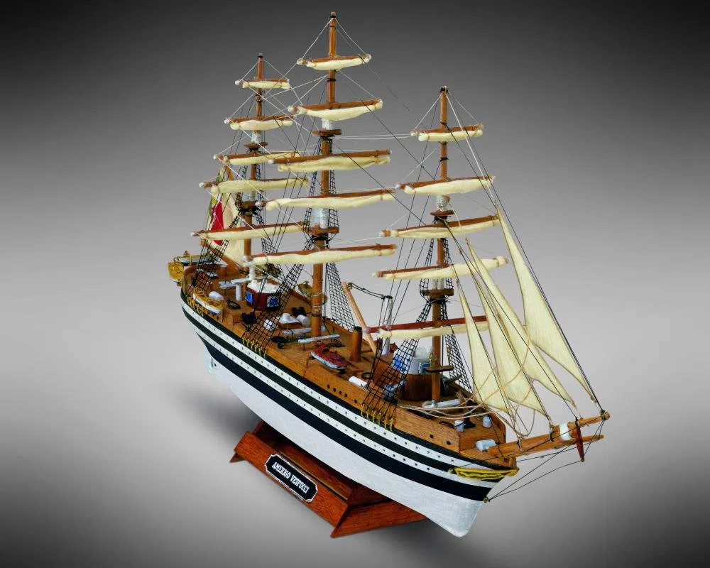 MINI MAMOLI - Modello Kit Barca Amerigo VESPUCCI Serie MINIMAMOLI Scala 1:350 - DUS_MM10