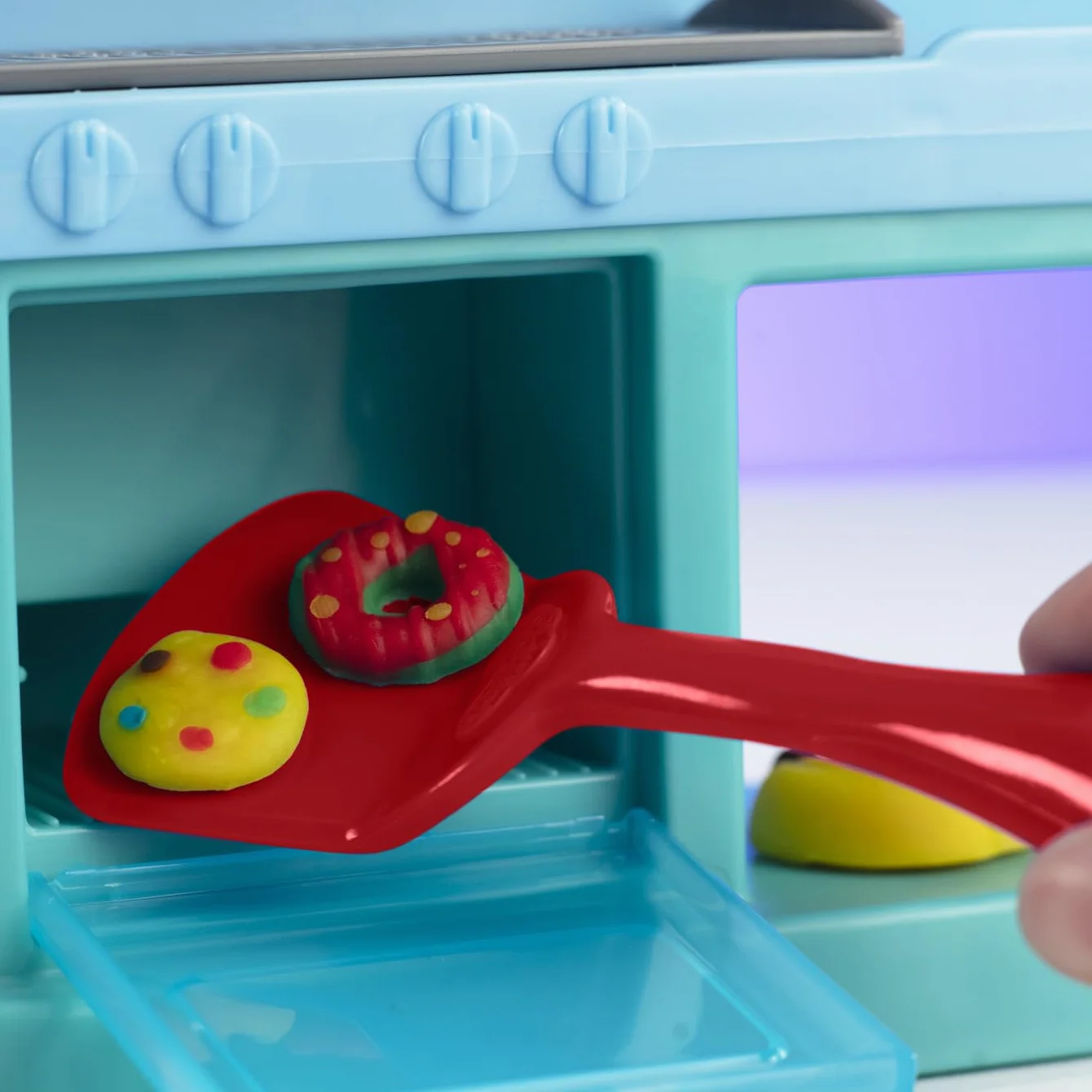 Play-Doh Kitchen Creations, playset Ristorante degli chef in carriera, set da cucina a 2 lati, giocattolo prescolare da cucina per bambini e bambine dai 3 anni in su