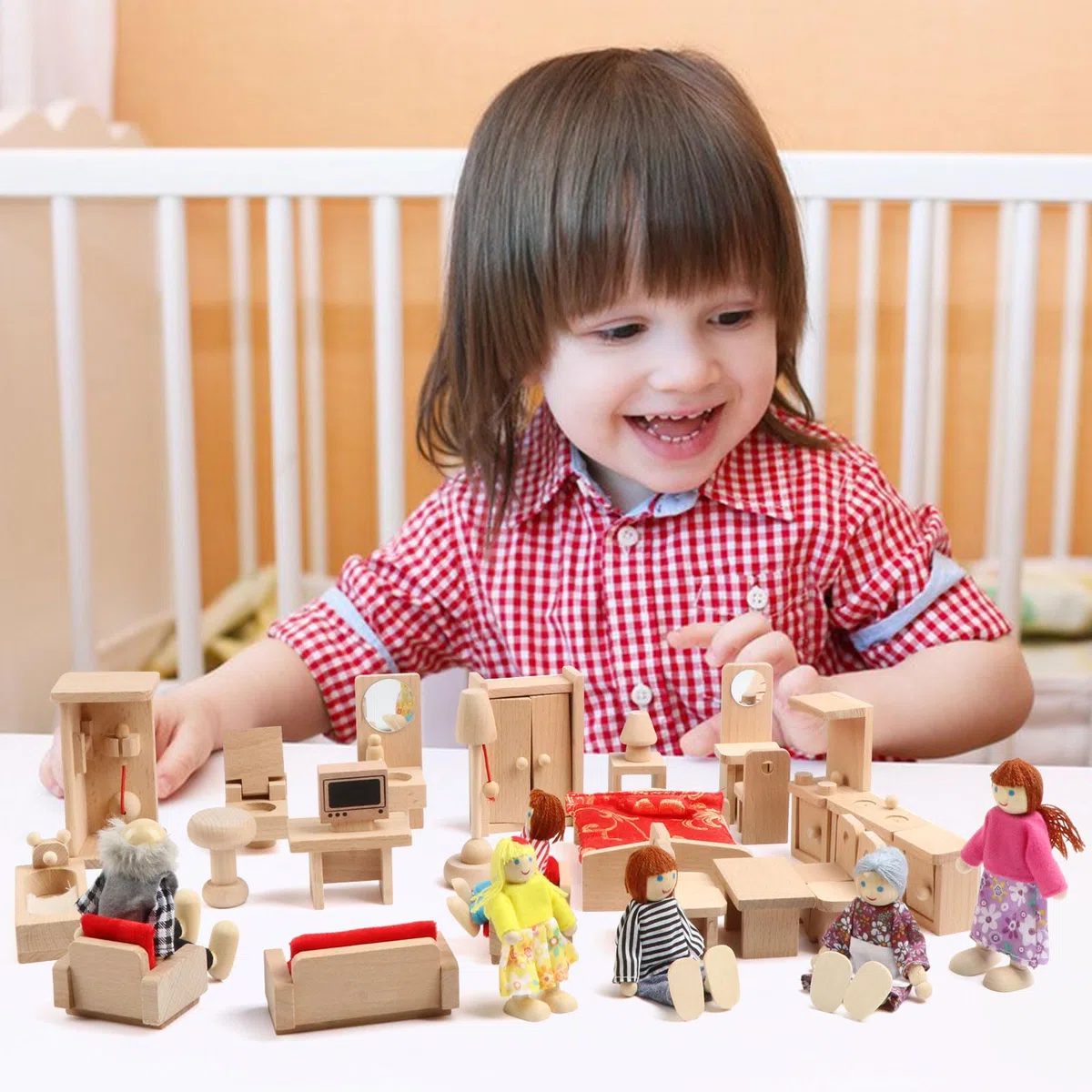 5 Set di accessori per mobili per casa delle bambole con una famiglia di 6 bambole Decorazione Giochi di finzione per ragazze e ragazzi, in Legno