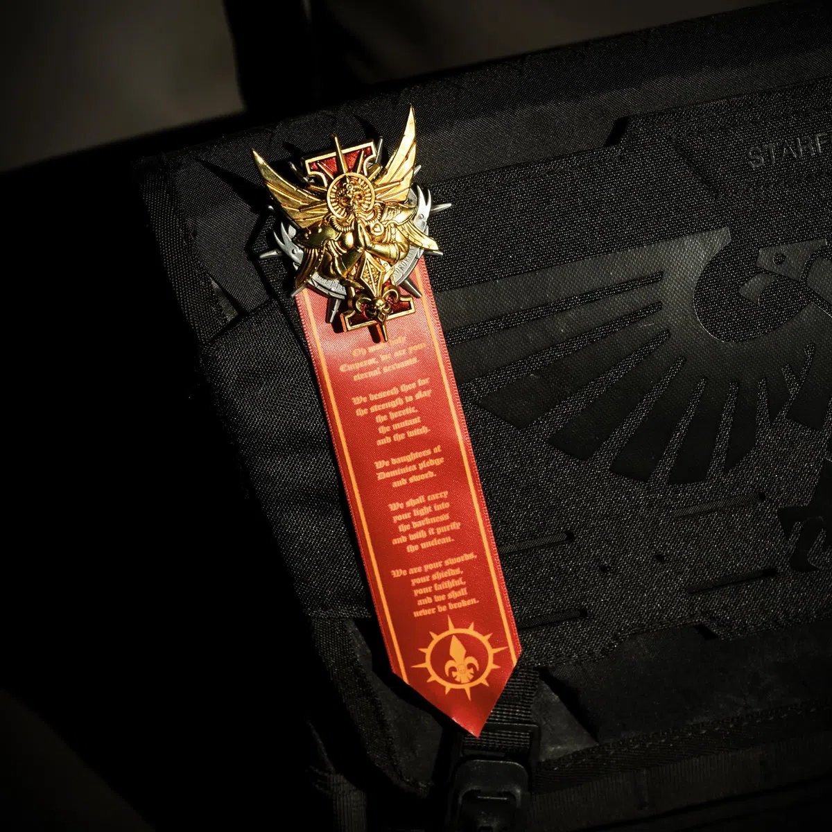 Starforged Warhammer 40K Adepta Sororitas distintivo d'onore della rosa dell'imperatore sigillo distintivo