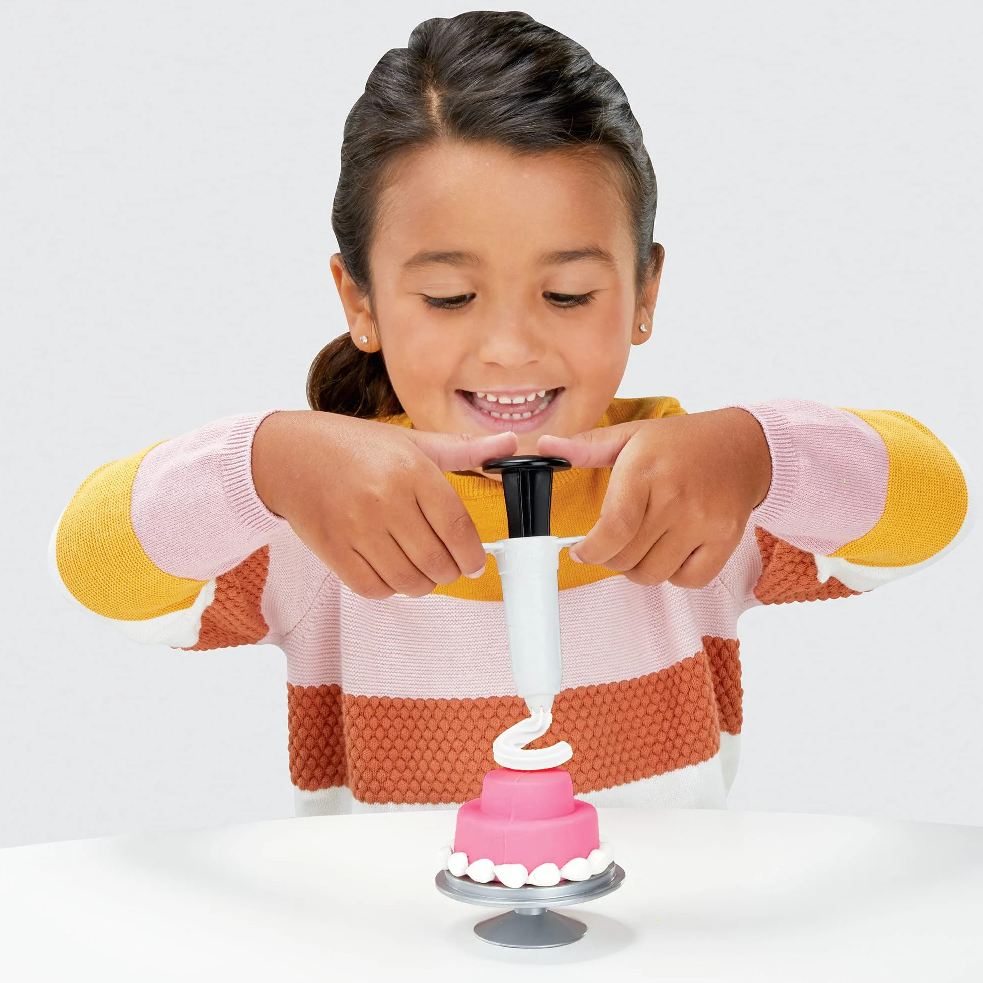 Play-Doh Hasbro Kitchen Creations - Playset Il Dolce Forno, Bambini dai 3 Anni in su, con 5 Colori di Pasta da Modellare Atossica