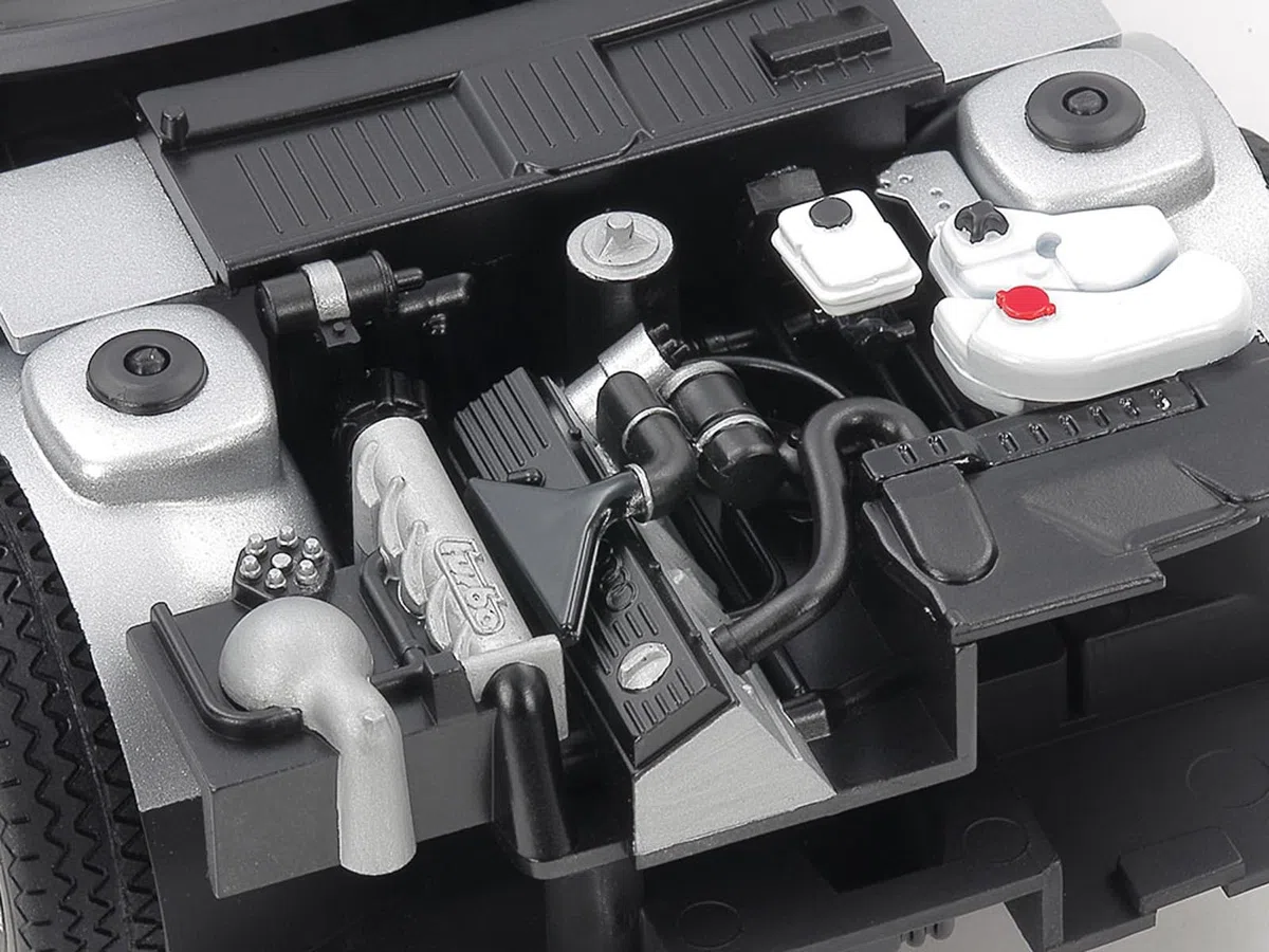 TAMIYA 24031 1:24 Audi Quattro, kit di costruzione in plastica, hobby, artigianato, incollaggio, modellismo, modellismo in plastica, colore stampato