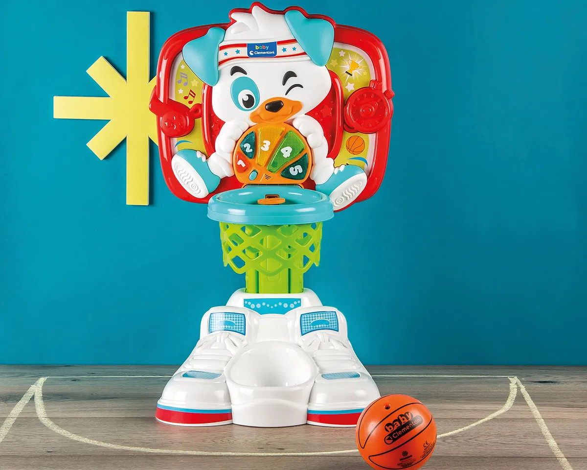Clementoni Baby 1,2,3 Canestro Basket, Giocattolo Elettronico con Luci e Suoni Bambini 18+ Mesi, Impara Numeri e Colori e Sviluppa la Motricità, Palla Inclusa, Made in Italy, Lingua Italiana, 17437