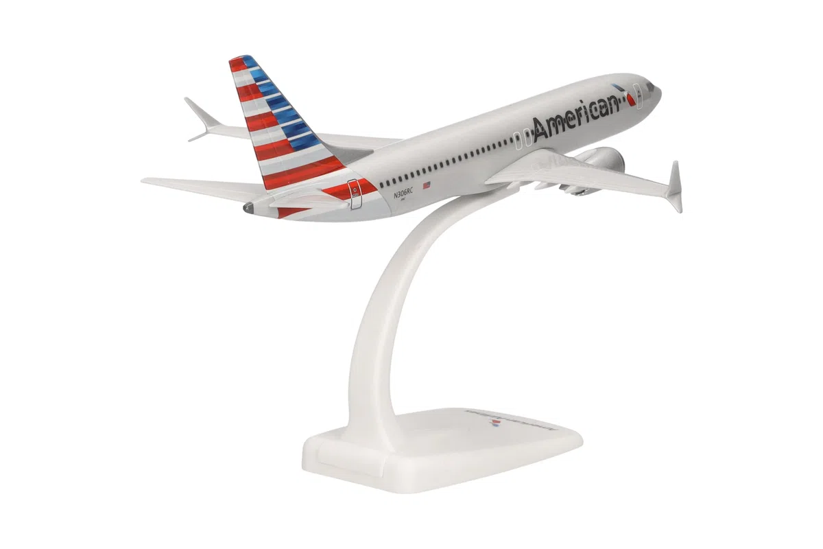 Herpa aereo Snap-Fit in miniatura American Airlines Boeing 737 Max 8 - N306RC, miniatura in scala 1:200, pezzo da collezione, modello con base, plastica