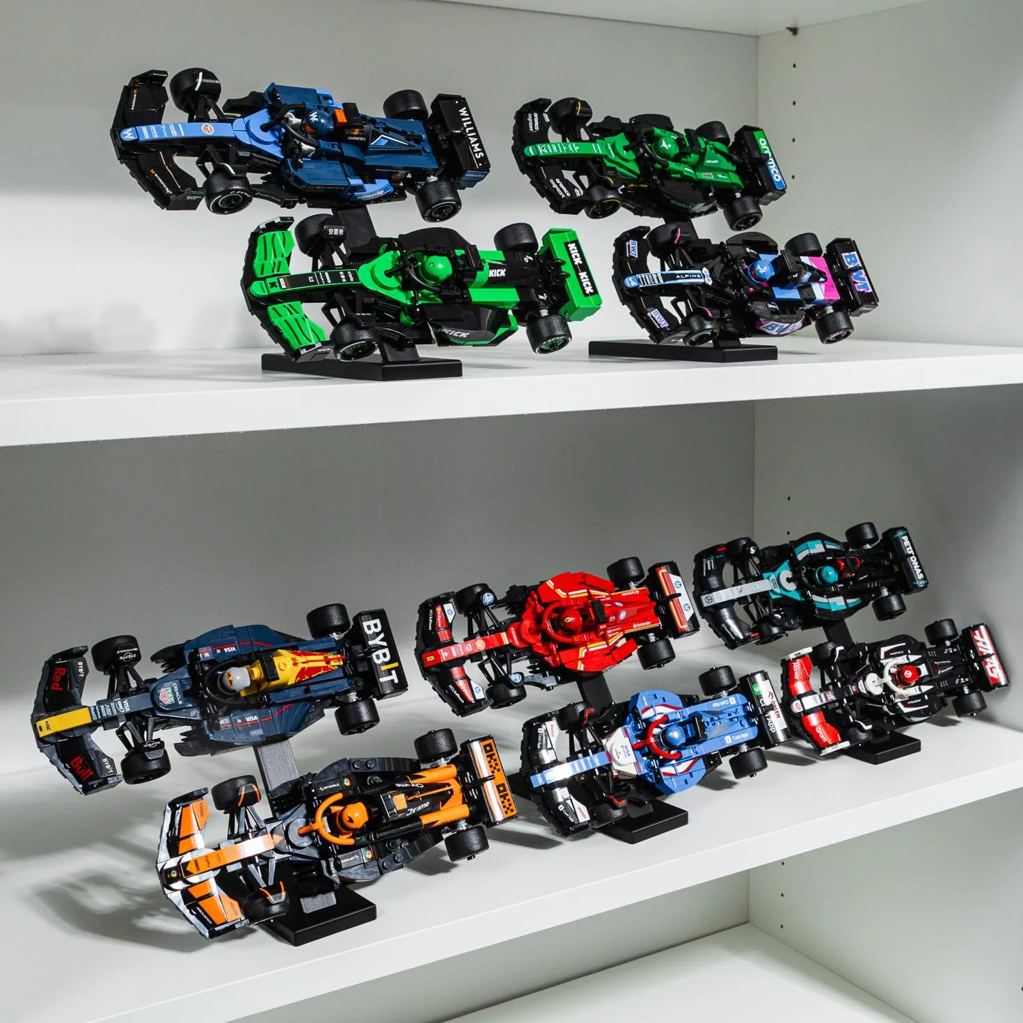 Supporti per Espositore F1 Speed Champions (Confezione da 5) – Compatibile con Set LEGO Formula 1 76906 a 76919 – Resistente per 10 Auto – Sostegni per Espositore Verticale per Collezione di