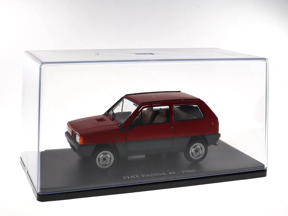 OPO 10 - Auto in Miniatura da Collezione 1/24 Compatibile con Fiat Panda 45-1980 - VC003