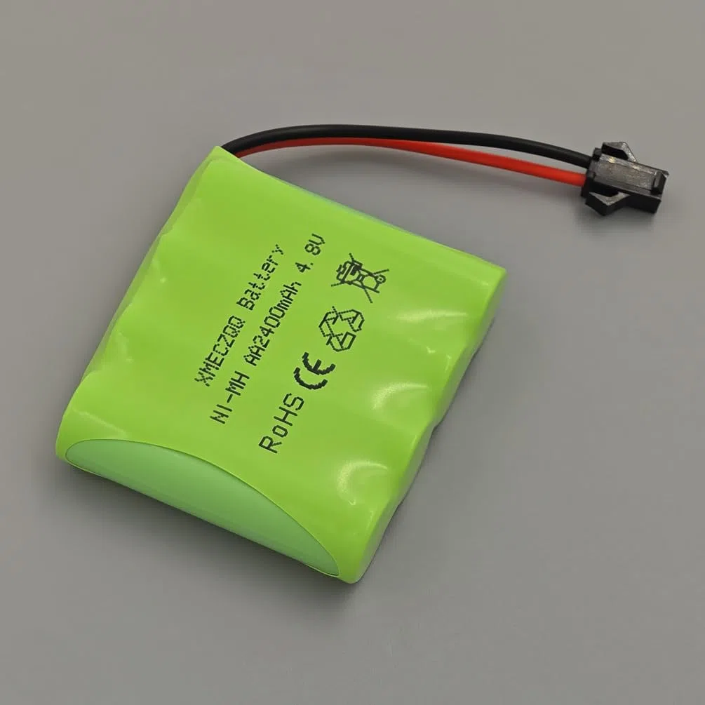 Batteria NiMH 4,8 V 2400 mAh, 2 batterie Backup RC con spina SM, adatta per giocattoli di controllo remoto come auto telecomandate, veicoli ingegneri radiocomandati, robot radiocomandati, ecc.