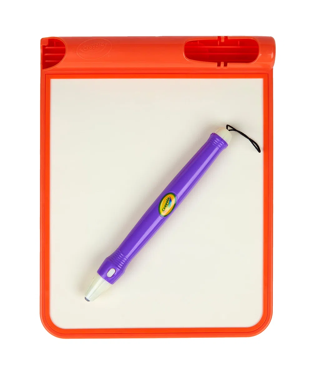 Crayola - Travel Glow Art Studio, Lavagna Luminosa, Gioco e Regalo per bambini, da 6 anni