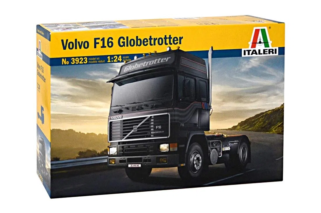 Italeri 3923 - Volvo F-16 Globetrotter Model Kit Scala 1:24