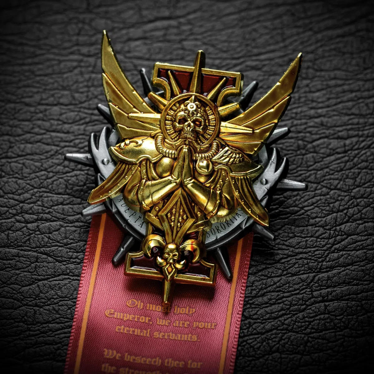 Starforged Warhammer 40K Adepta Sororitas distintivo d'onore della rosa dell'imperatore sigillo distintivo