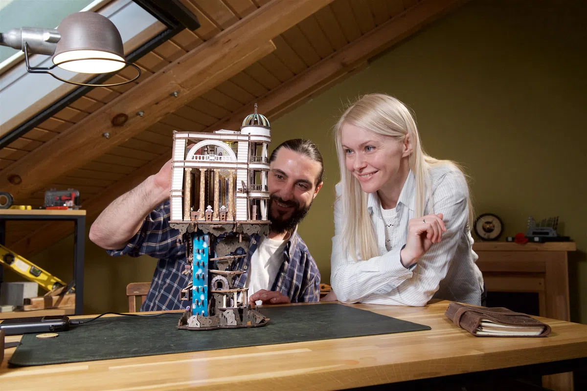 UGEARS Harry Potter Banca dei Maghi Gringott – Pista da Biglie Puzzle 3D in Legno, Modellismo da Costruire Adulti, Modellini da Costruire per Adulti, Rompicapo in Legno, Costruzioni, Hobby Creativi