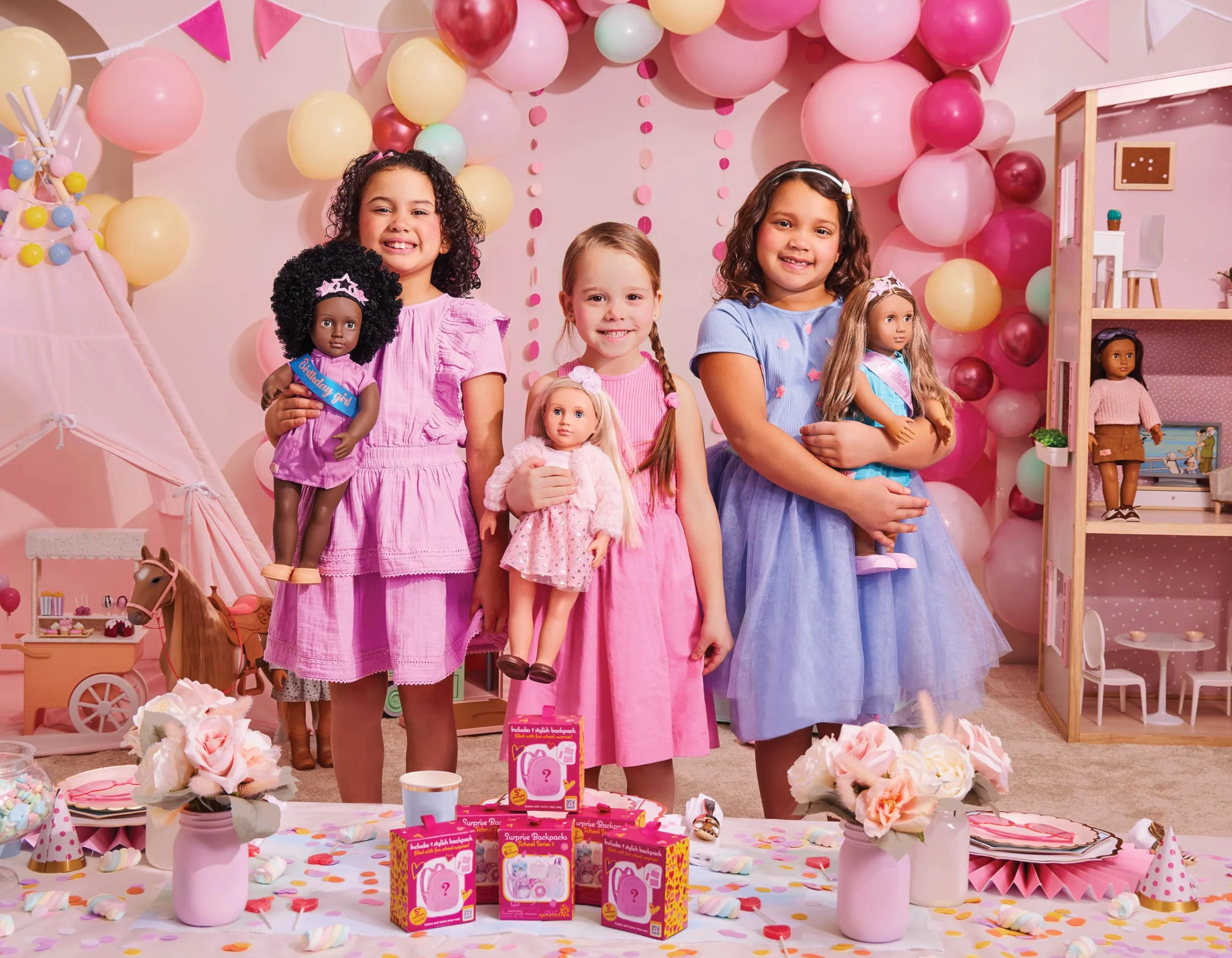 Our Generation - Set Pigiama Party a Pois - Sacco a Pelo - Giocare con Il Cibo - Accessori per Bambole da 46 cm - Gioco di finzione - Giocattolo per Bambini dai 3 Anni in su