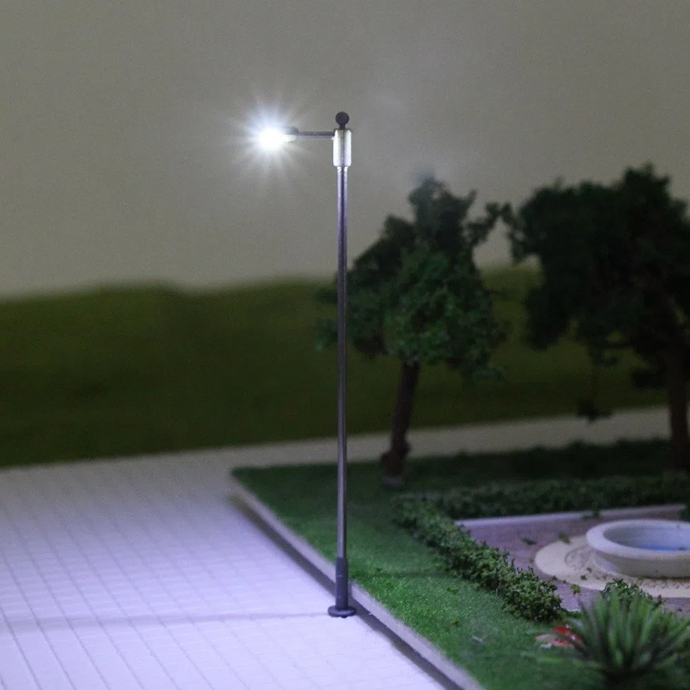 Evemodel 10pz Lampione A Singoli Testa Lampada da Giardino in scala HO Per 1/87 Layout Modello Treni Bianco LED