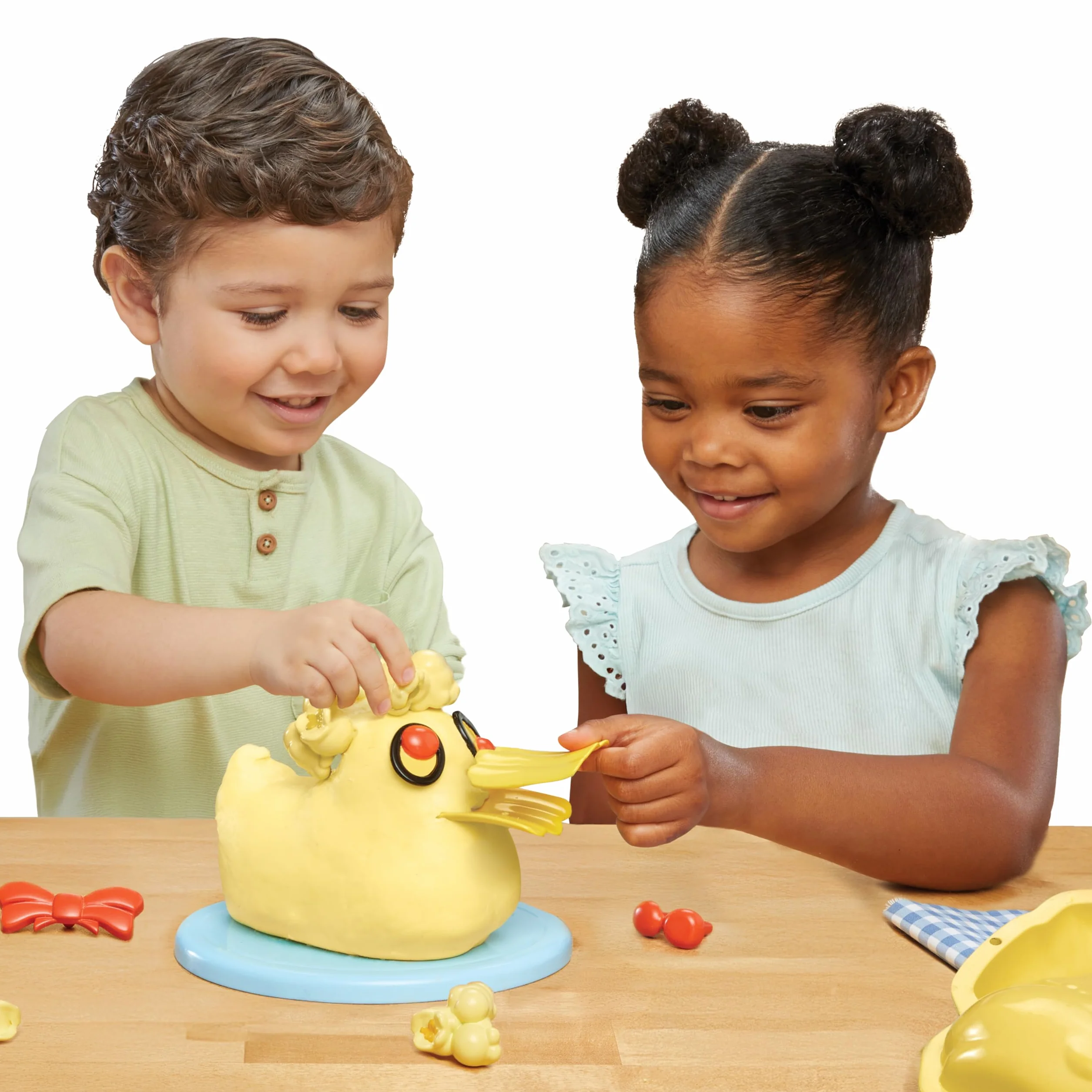 Little Tikes Creative Chefs Bluey Duck Cake Kit - Include Make It Mix e 15 accessori realistici, set di cucina per gioco finto, non commestibile, adatto a bambini e bambine - Età 3+