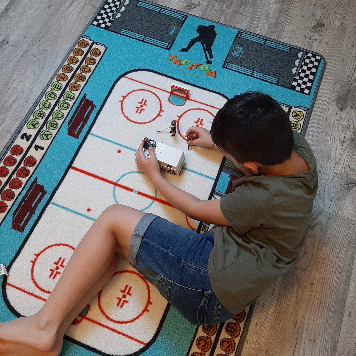 Tappeto da hockey per bambini - 95 x 133 cm | Tappetini da gioco per pista di pattinaggio | Tappetino per bambini Universo hockey su ghiaccio | Antiscivolo, orlo | Norme CE