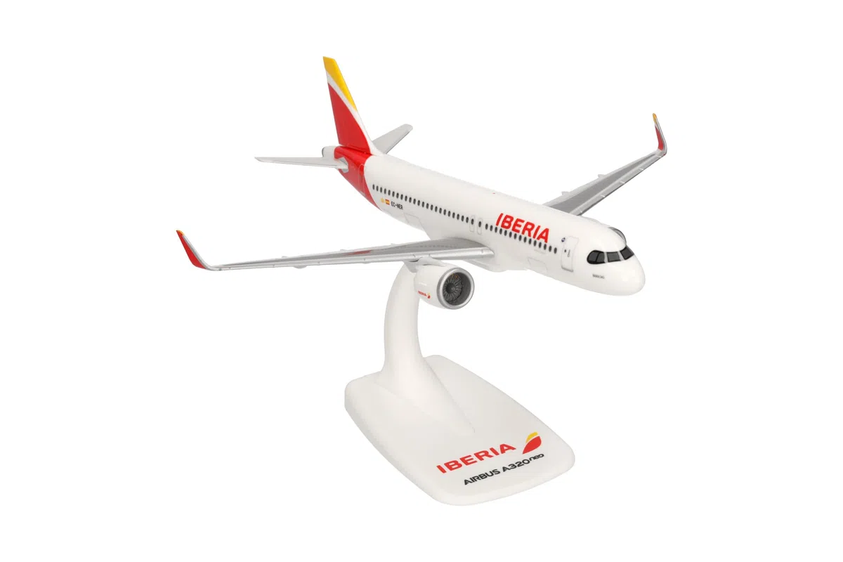 Herpa modello di aereo Iberia Airbus A320 neo – EC-NER "Barajas", in scala 1:200 - Snap-Fit, pezzo da collezione, miniatura deco, statuetta con supporto in plastica