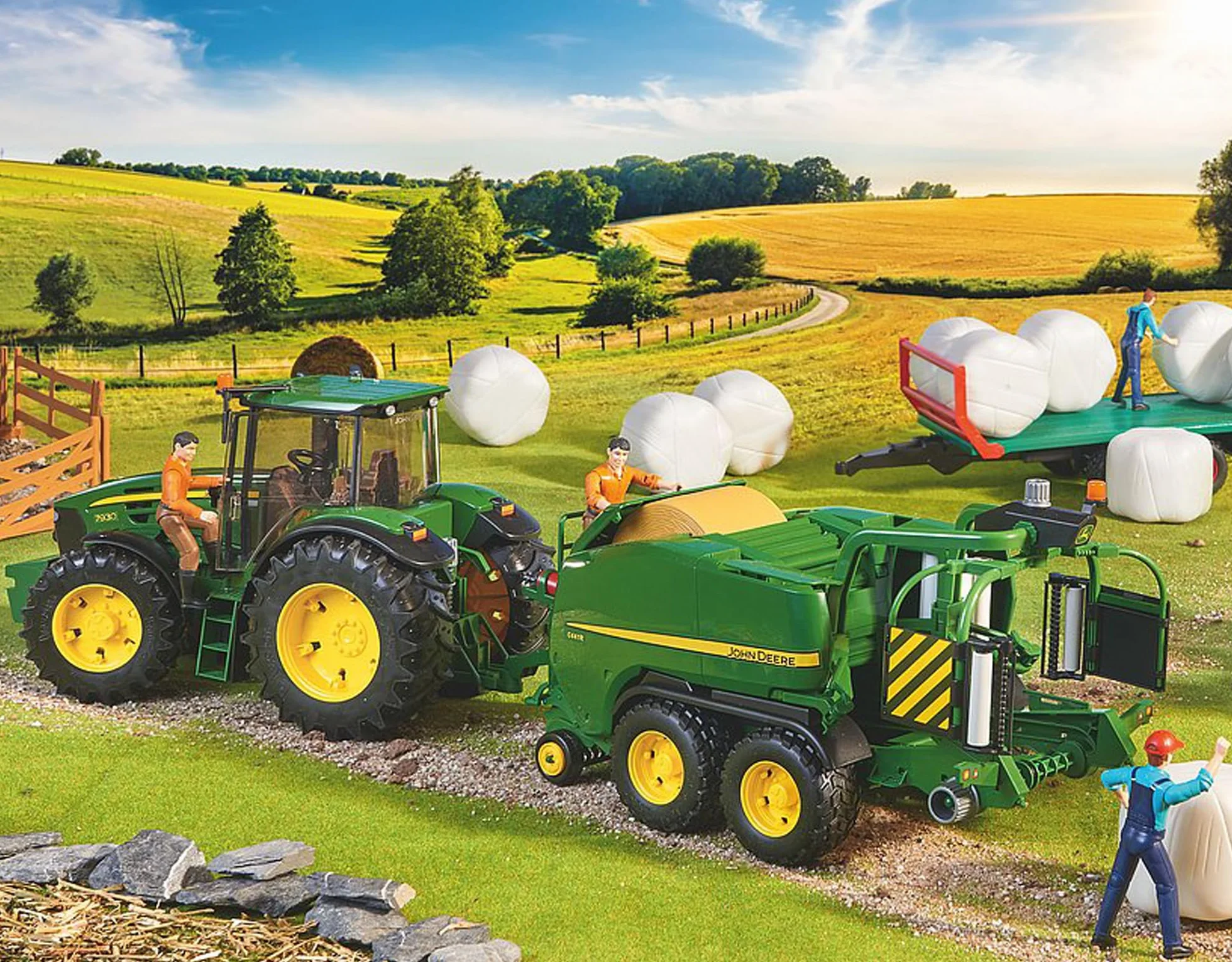 bruder 02032 - Combinazione rotopressa-incartatrice John Deere C441R, trattore, rimorchio