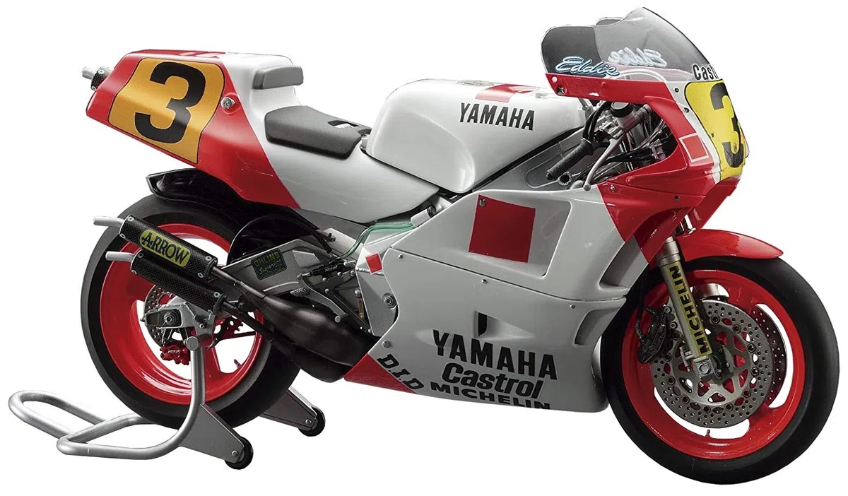 Modellino Yamaha YZR500(0W98) - 1988 WGP500 Champion Scala 1:12 [Toy] (Importato da Giappone)