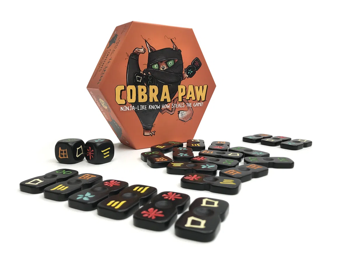 Bananagrams Inc , Cobra Paw , Board Game , Ages 5+ , 2-6 Players , 5-15 Minute Playing Time