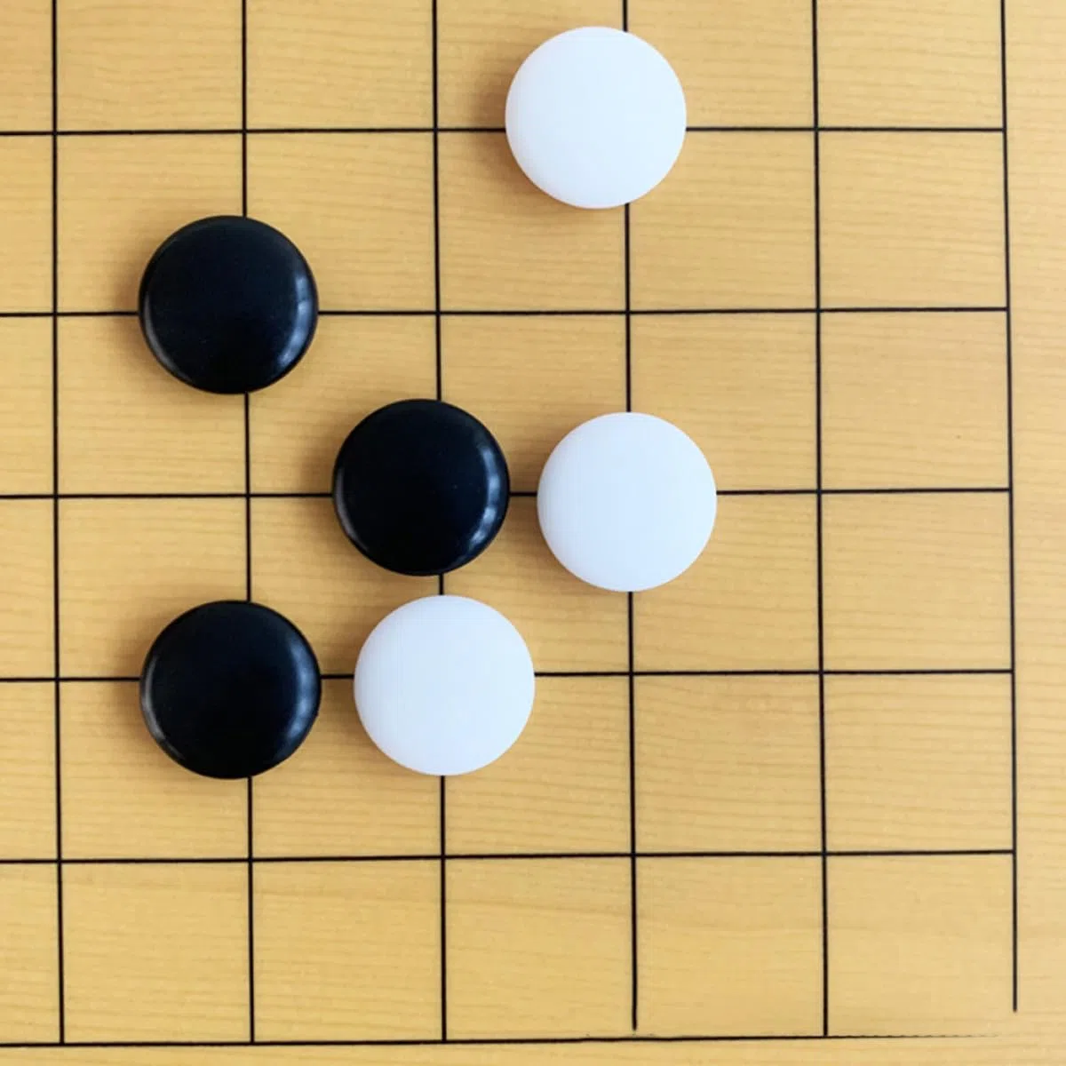 ERINGOGO 360 Pezzi Pedine da Gioco Go in Melamina, Pezzi Scacchi Piccoli, Superficie Liscia e Comodi da Trasportare, per Casa e Giochi da Viaggio