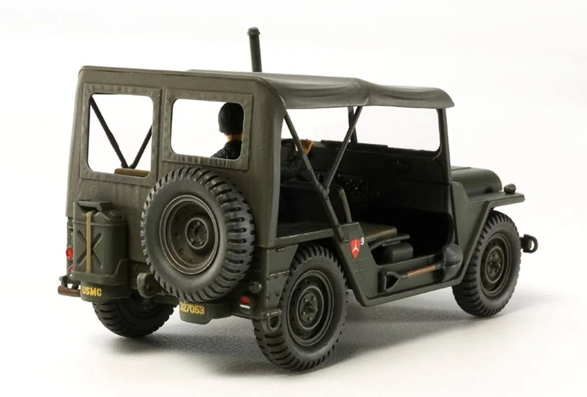 Modellino Carro Armato Us Utility Truck M151a1 Vietnam War Scala 1:35