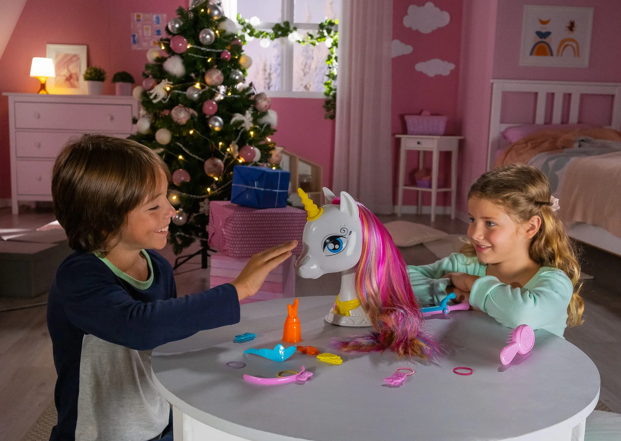 Lexibook, Testina interattiva per acconciatura Unicorno, Capelli Lunghi e setosi, interattiva, Musica e Accessori magici, per Bambini dai 3 Anni in su, Bianco/Rosa, SHUNI