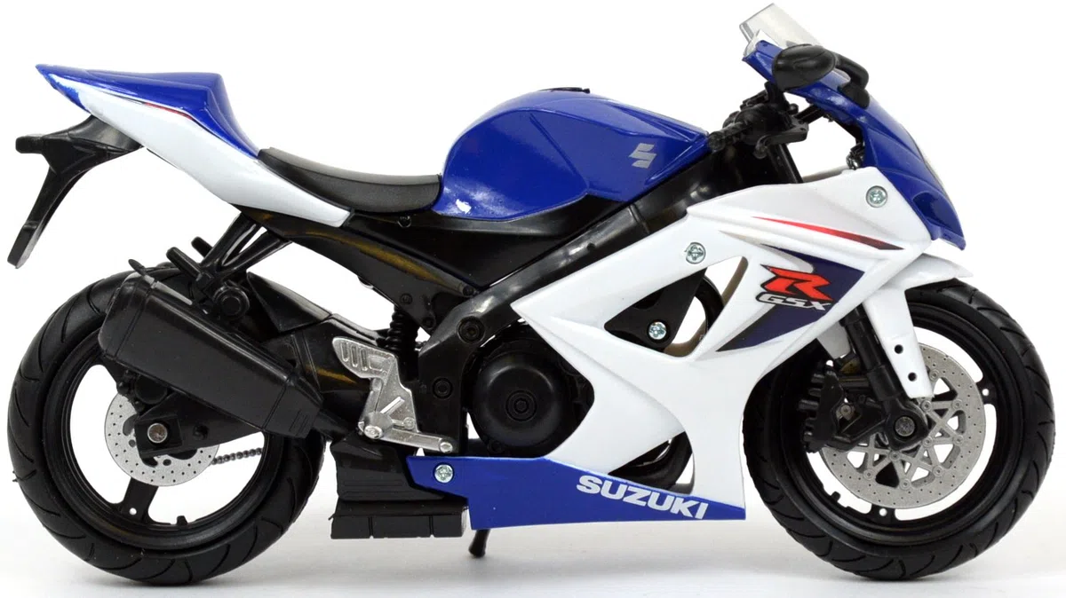 NewRay - Modellino di moto Suzuki GSX R1000 2008, colore casuale