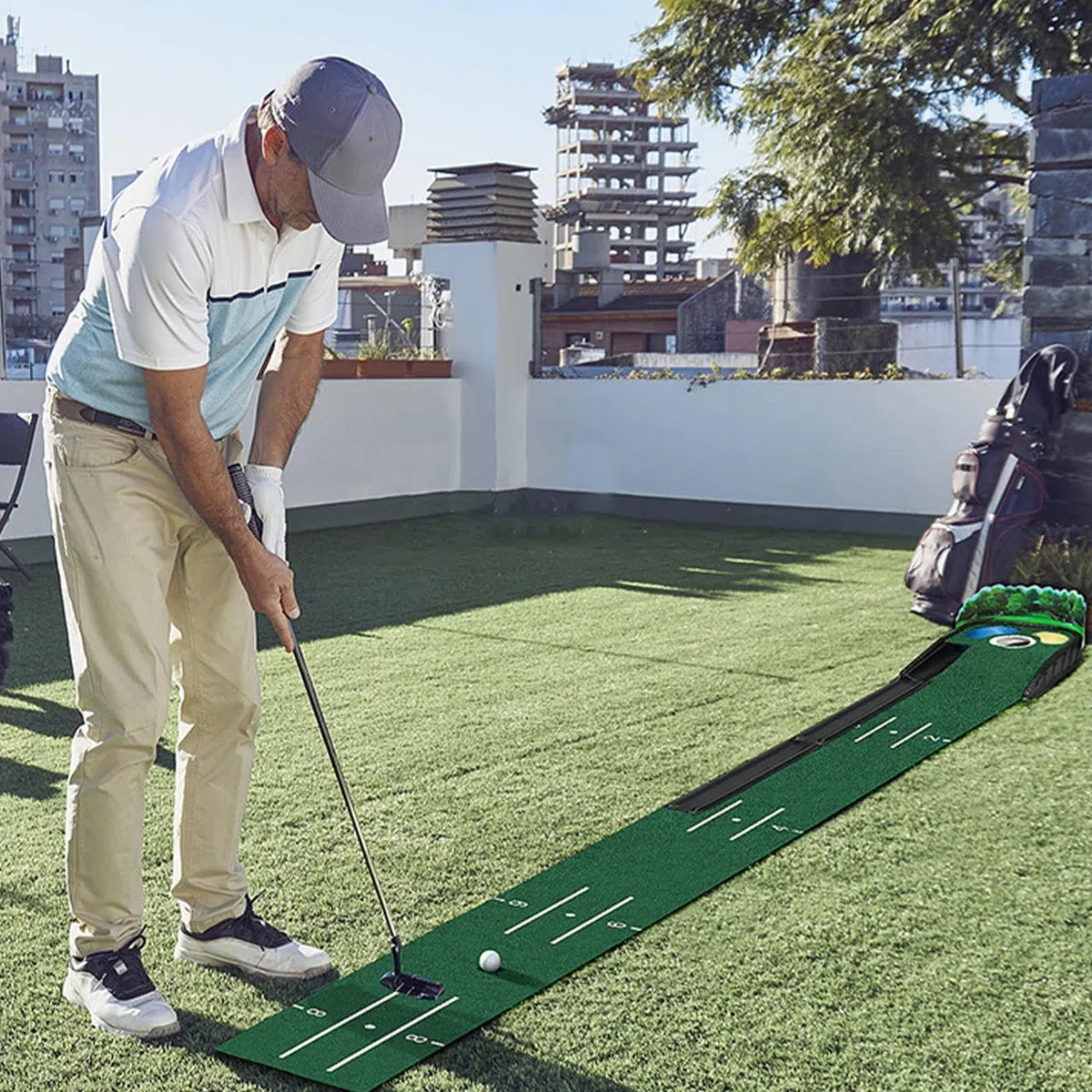 Putting Green per interni Tappetino da golf per interni Lussuoso tappetino in velluto Legno massiccio da golf Ritorno automatico della pallina Golf per interni/esterni Pratica del putting domestico Ta