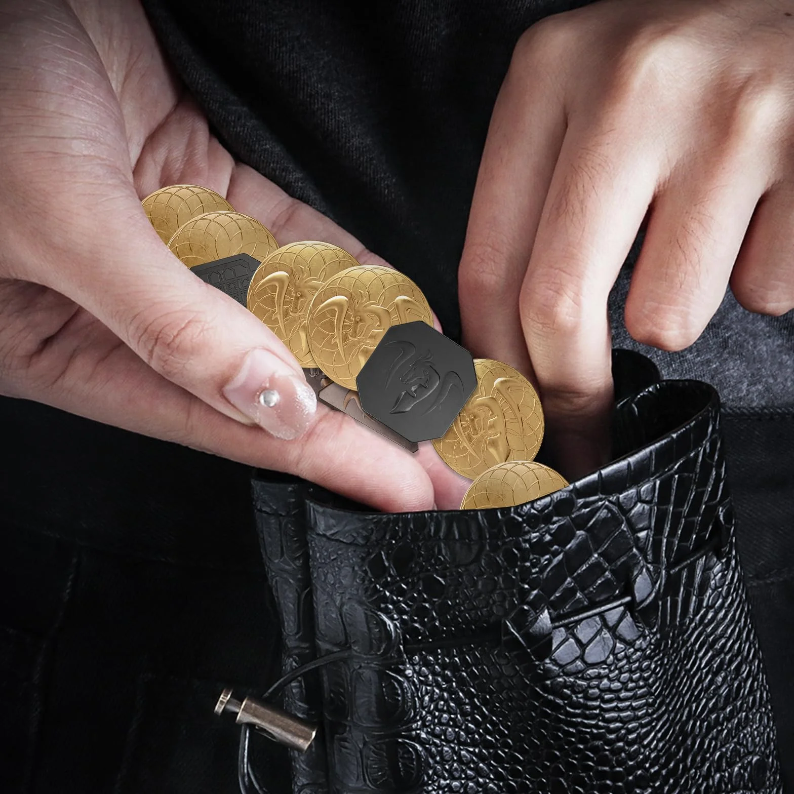 Byhoo 125 Monete DND in Metallo e Borsa in Pelle, Contiene 60 Monete d'oro, d'Argento, 30 Monete di Rame e 5 Monete di Platino,Ottimo per i Giochi da Tavolo Rpg