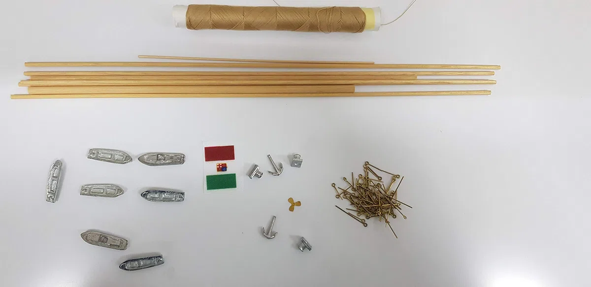 MINI MAMOLI - Modello Kit Barca Amerigo VESPUCCI Serie MINIMAMOLI Scala 1:350 - DUS_MM10