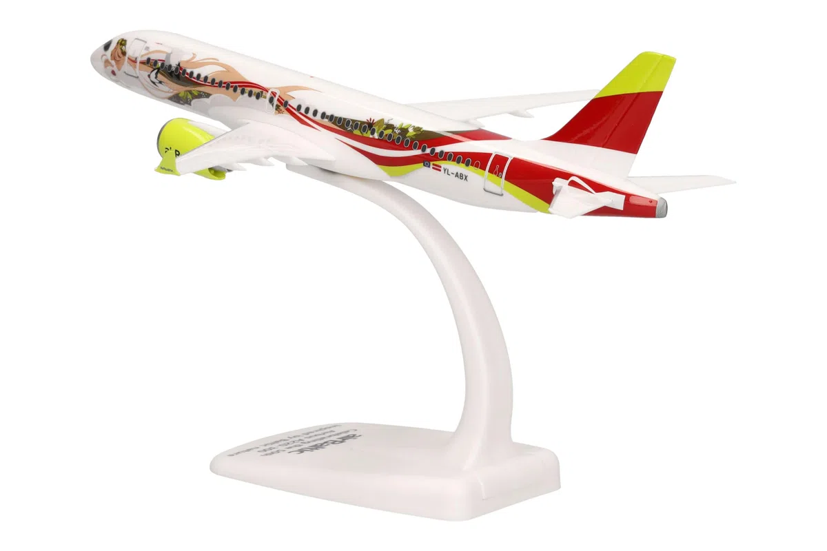Herpa modello di aereo airBaltic Airbus A220-300 "50th A220" - YL-ABX, in scala 1:200 - Snap-Fit, pezzo da collezione, miniatura deco, statuetta con supporto in plastica