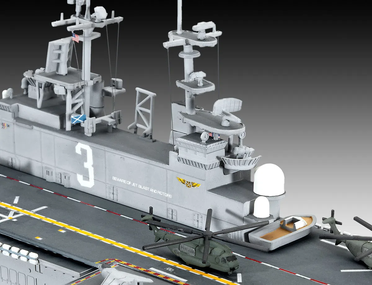 Revell Tescoma US Navy Assault Carrier Wasp Class