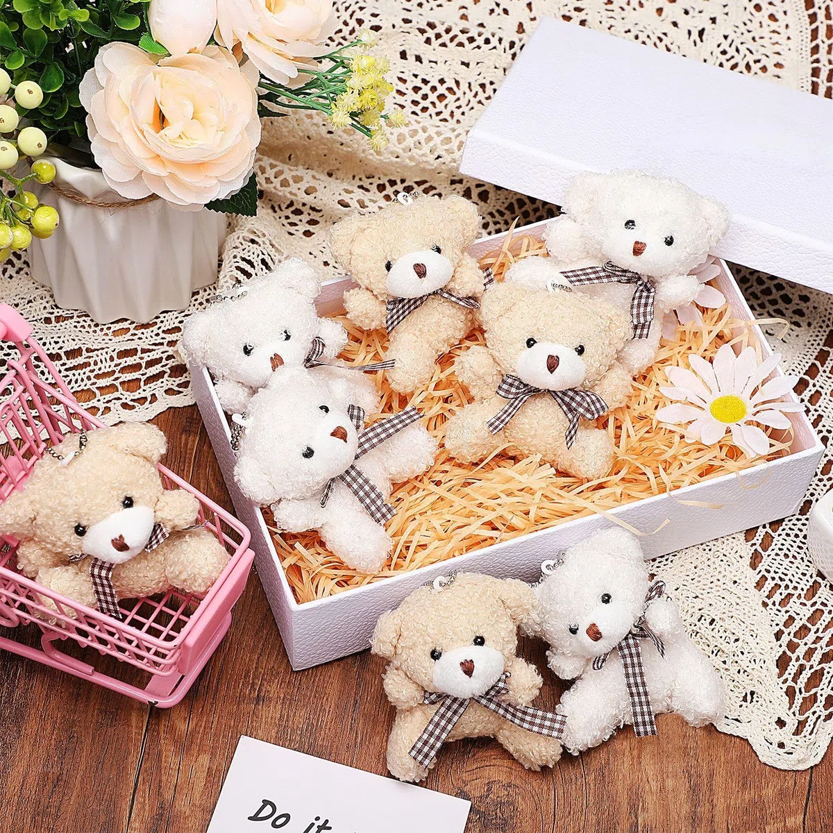 Zomiboo 12 Pezzi 4 Pollici Mini Animali di Orsetto Coniglietto Cucciolo Koala di Peluche Giocattoli Pasquali Bambole Pelose per Compleanno Portachiavi (Orsetto, Albicocca e Bianco)