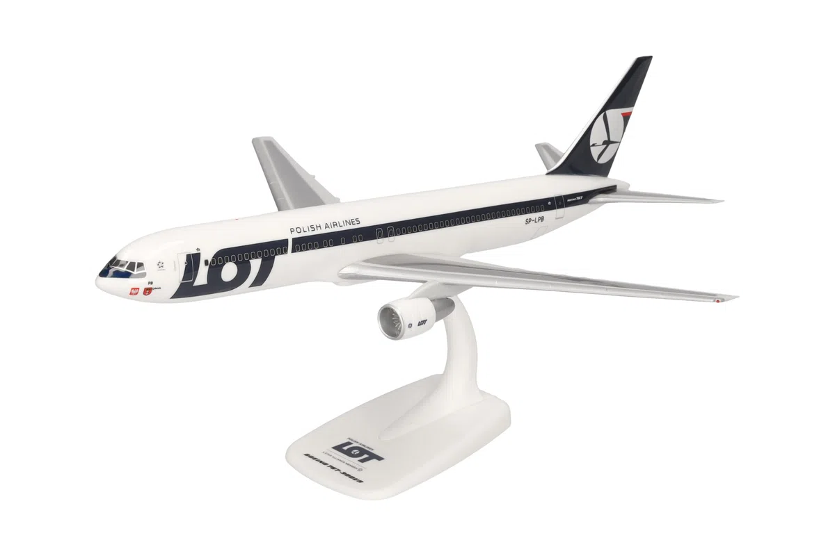 Herpa modello di aereo LOT Polish Airlines Boeing 767-300, in scala 1:200 - Snap-Fit, pezzo da collezione, miniatura deco, statuetta con supporto in plastica