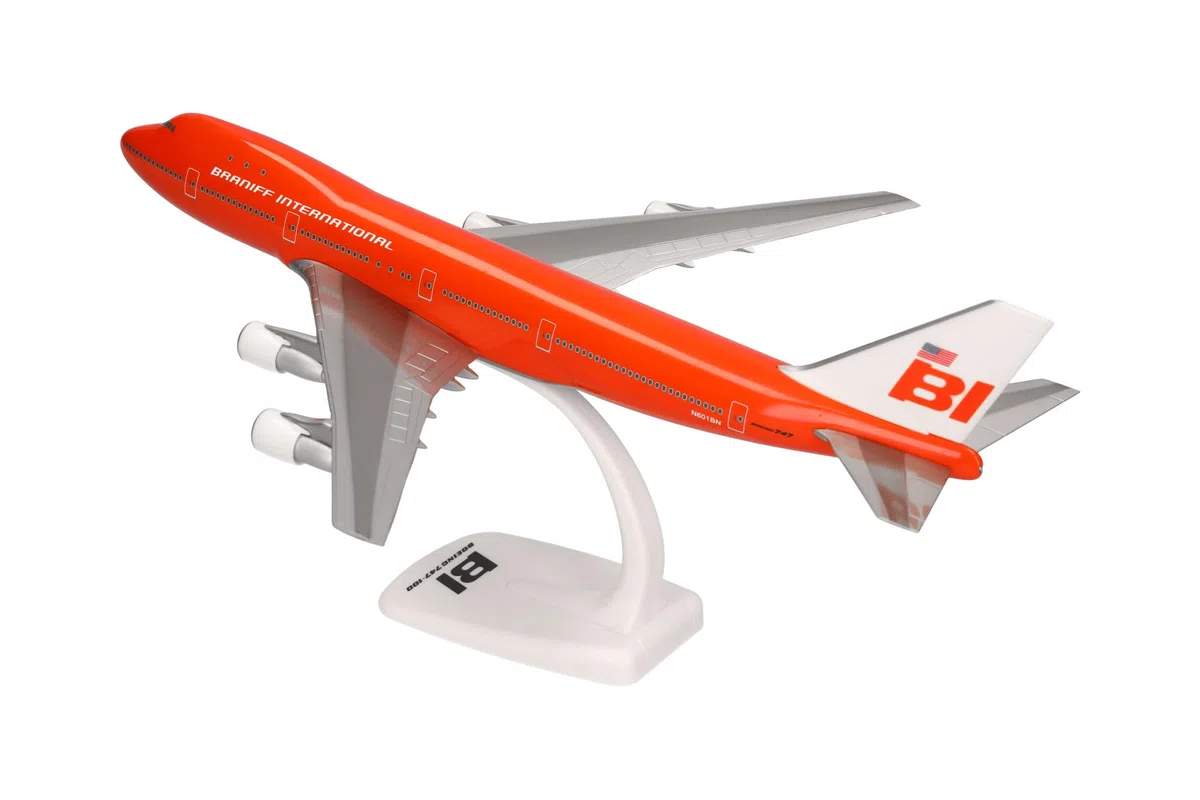 herpa modello di aereo Braniff International Boeing 747-100 "Big Pumpkin, in scala 1:250 - Snap-Fit, pezzo da collezione, miniatura deco, statuetta con supporto in plastica