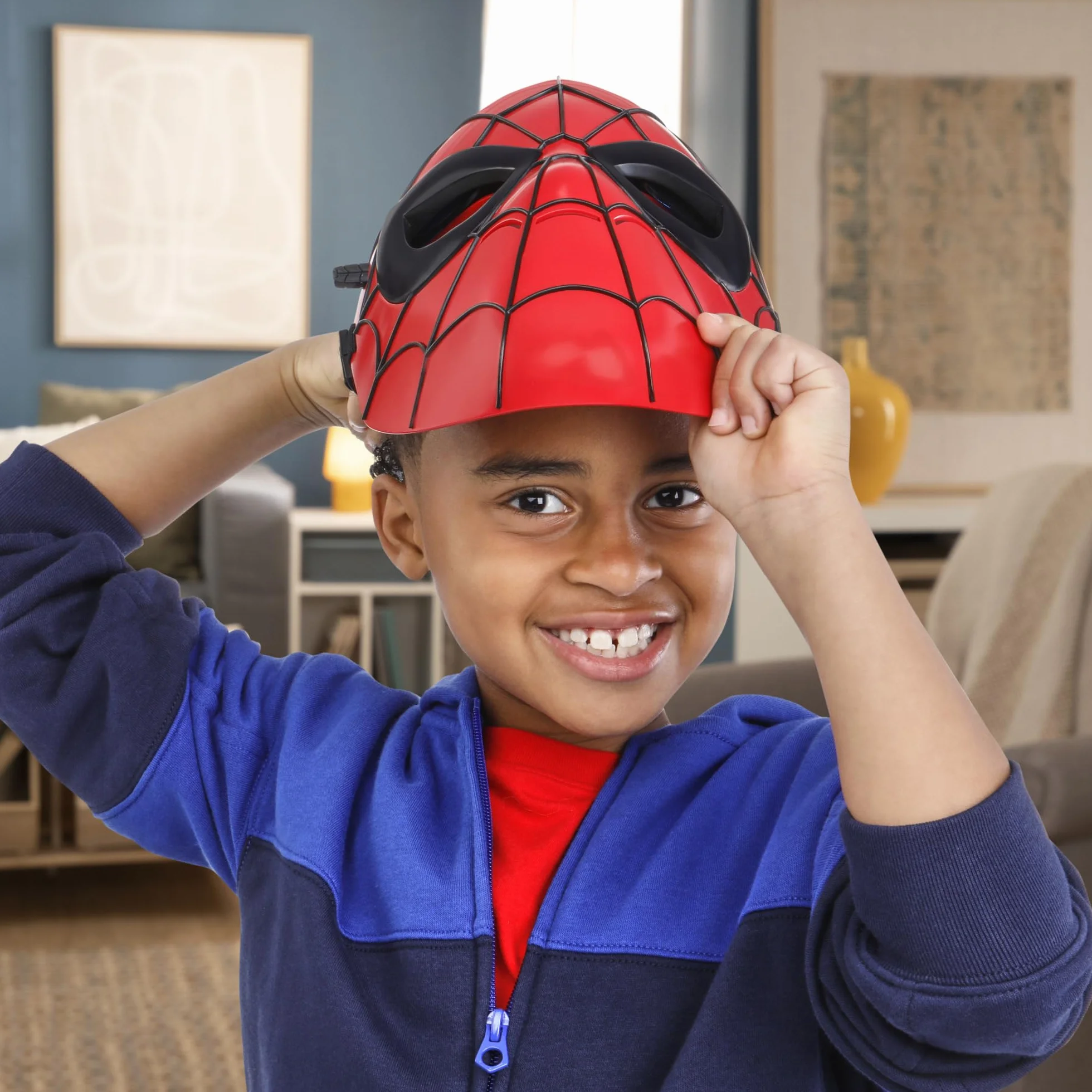 Hasbro Marvel Spider-Man, Maschera Luminosa, Giocattolo per il Gioco di Ruolo, Idea Regalo per Bambini e Bambine dai 5 Anni in su