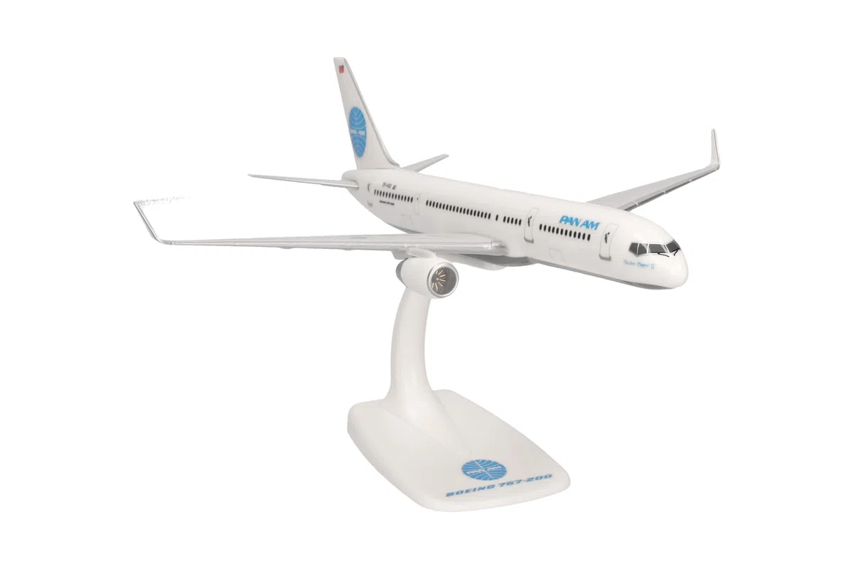 Herpa modello di aereo Pan Am Boeing 757-200 "Tracing the Transatlantic", in scala 1:200 - Snap-Fit, pezzo da collezione, miniatura deco, statuetta con supporto in plastica