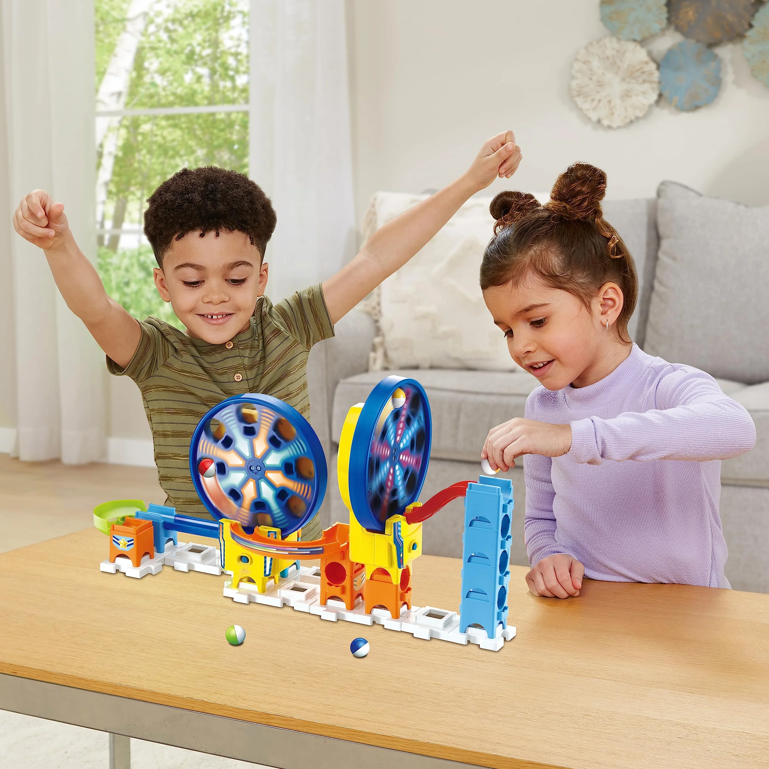 VTech Marble Rush - Fun Fair Set M300 E - Pista per biglie interattiva - 24 componenti, 2 ruote panoramiche motorizzate, 5 MarBalls - 4-12 anni