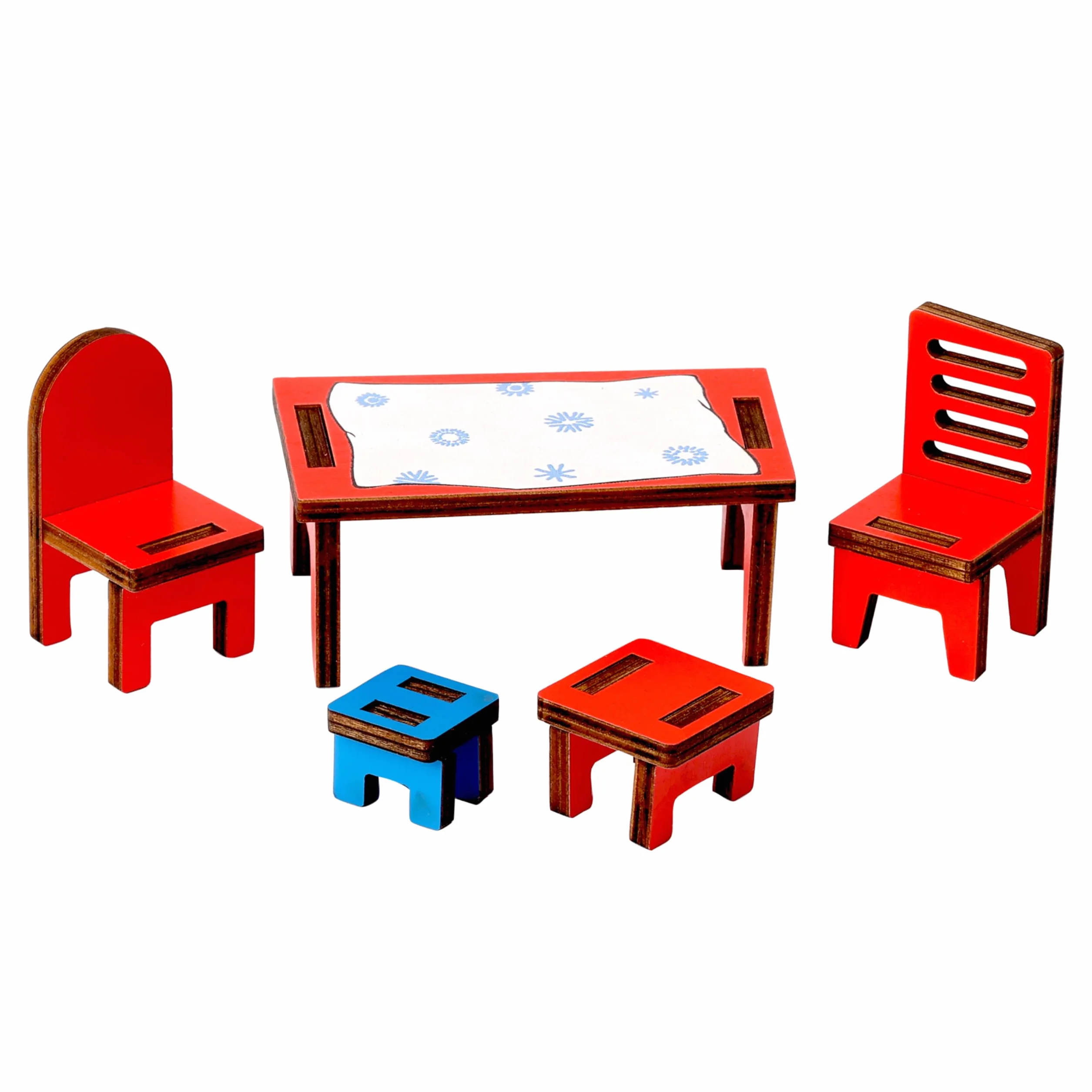 Pippi Langstrumpf Mobili da Cucina - Ufficiale Pippi Calze Lunghe Set di Accessori con Tavolo, Sedie e Sgabelli - Adatto per Casa delle Bambole Villa Kunterbunt - Design svedese - Dai 3 anni in su