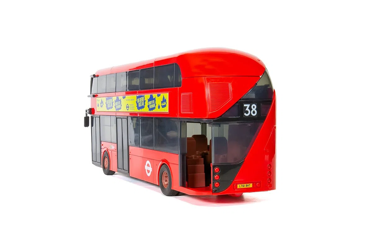 Airfix QUICKBULD Kit modellino di Veicolo, Kit di Costruzione di Autobus Routmaster per Bambini 6+, Giocattoli da Costruzione per Ragazzi e Ragazze, modellismo Senza Colla