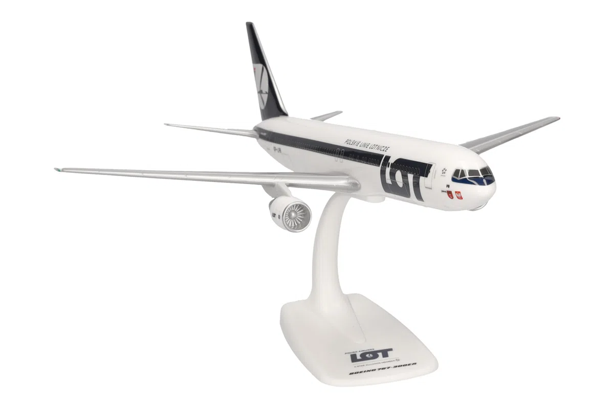 Herpa modello di aereo LOT Polish Airlines Boeing 767-300, in scala 1:200 - Snap-Fit, pezzo da collezione, miniatura deco, statuetta con supporto in plastica