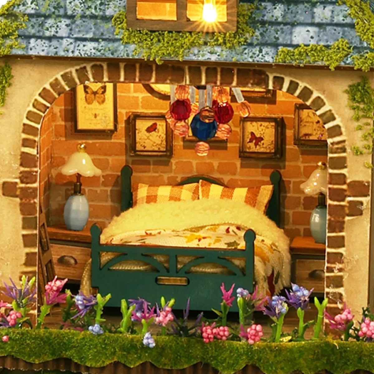 Cuteefun Miniatura Casa Delle Bambole Kit con LED, Artigianato in Legno per Adulti Adolescenti da Costruire, Regali di Natale per il Compleanno (Avventure nella Foresta)