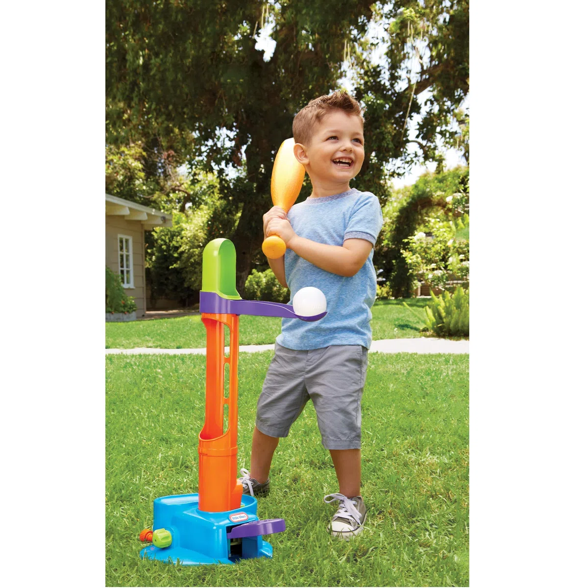 L.O.L. Surprise! Little Tikes Triple Play Splash - Set di Palline da Baseball per Bambini, Regolabile, con 3 Palline, Lanciatore Pop-up e T-Ball Splash, Senza batterie, età da 24 Mesi a 6 Anni