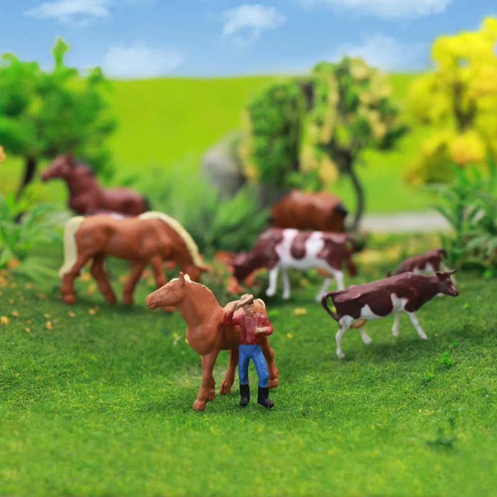 Farm Animals Figure Toys Set,AN8706 36PCS 1:87 Well Painted Farm Animals Cows Horses Figures HO Scale Model Train Scenery Layout Miniature Landscape