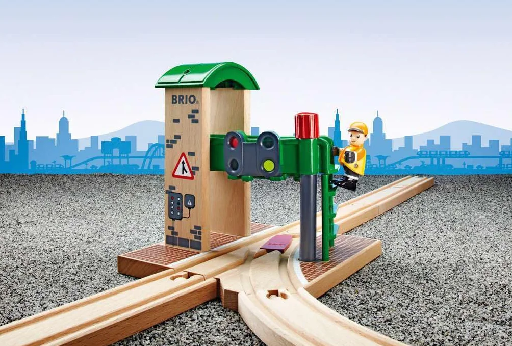 BRIO World – Doppio Semaforo con Operatore | Accessorio Pista In Legno Per Bambini | Treno Brio Bambini 3 Anni O Più | Idee Regalo | Regalo 3 Anni