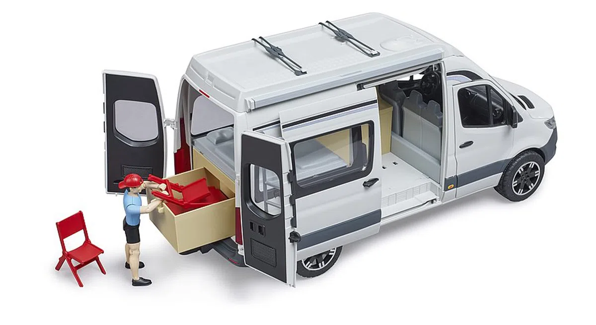 bruder 02672 - Camper Mercedes Benz Sprinter con Autista, Set Giocattolo da Campeggio con Tavolo e stoviglie