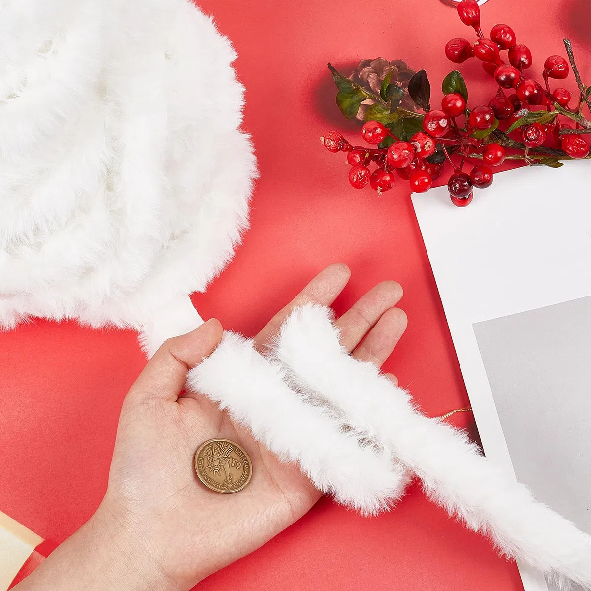 GORGECRAFT 11 Yard Boa di Piume Bianche Nastro di Pelliccia Sintetica Tessuto Rotolo Boa di Piume di Marabù Boa di Piume Natalizie per La Decorazione Dell'Albero di Natale O Ghirlande di Fiocchi